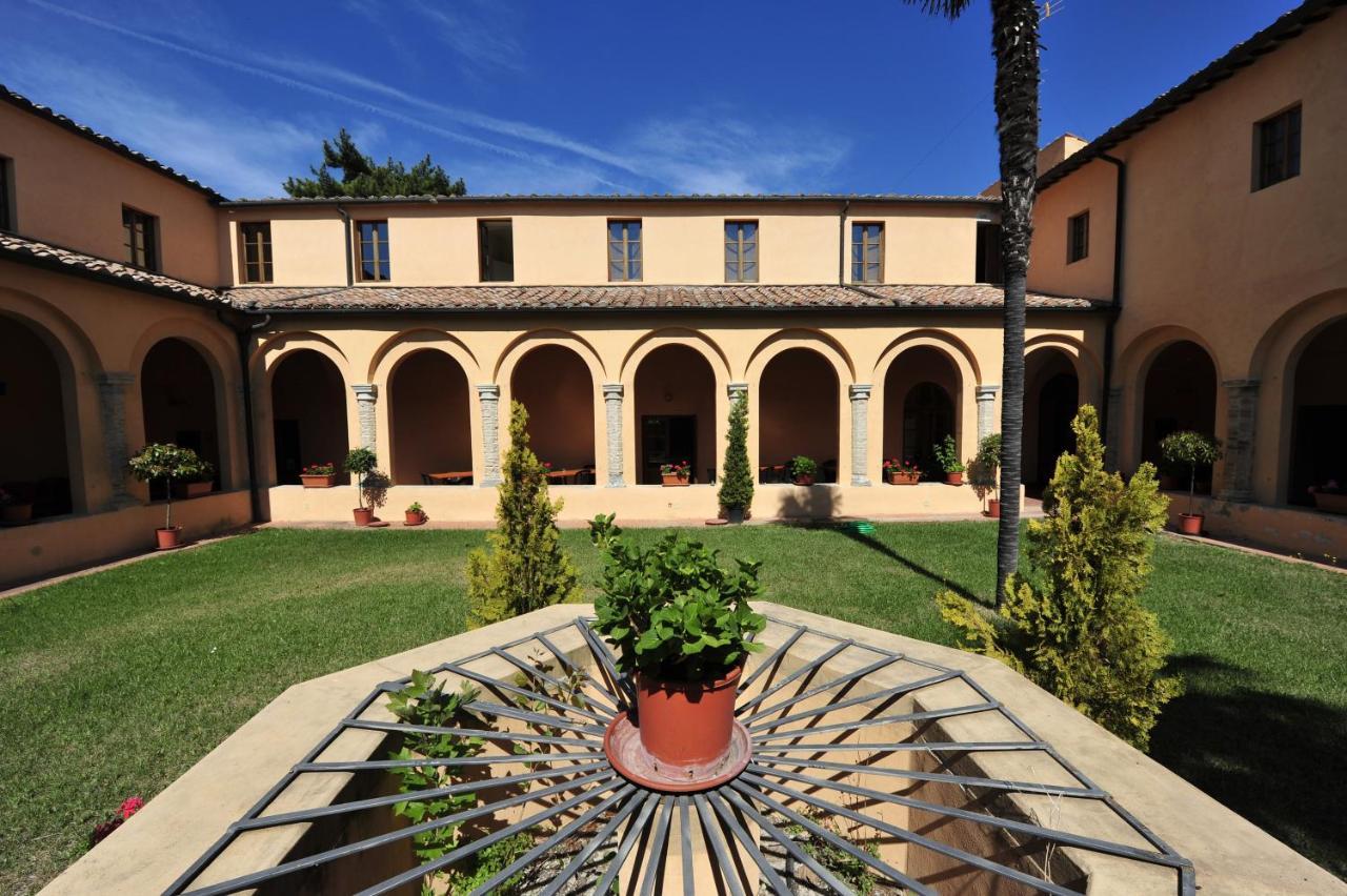 Chiostro Delle Monache Hostel Volterra Bagian luar foto