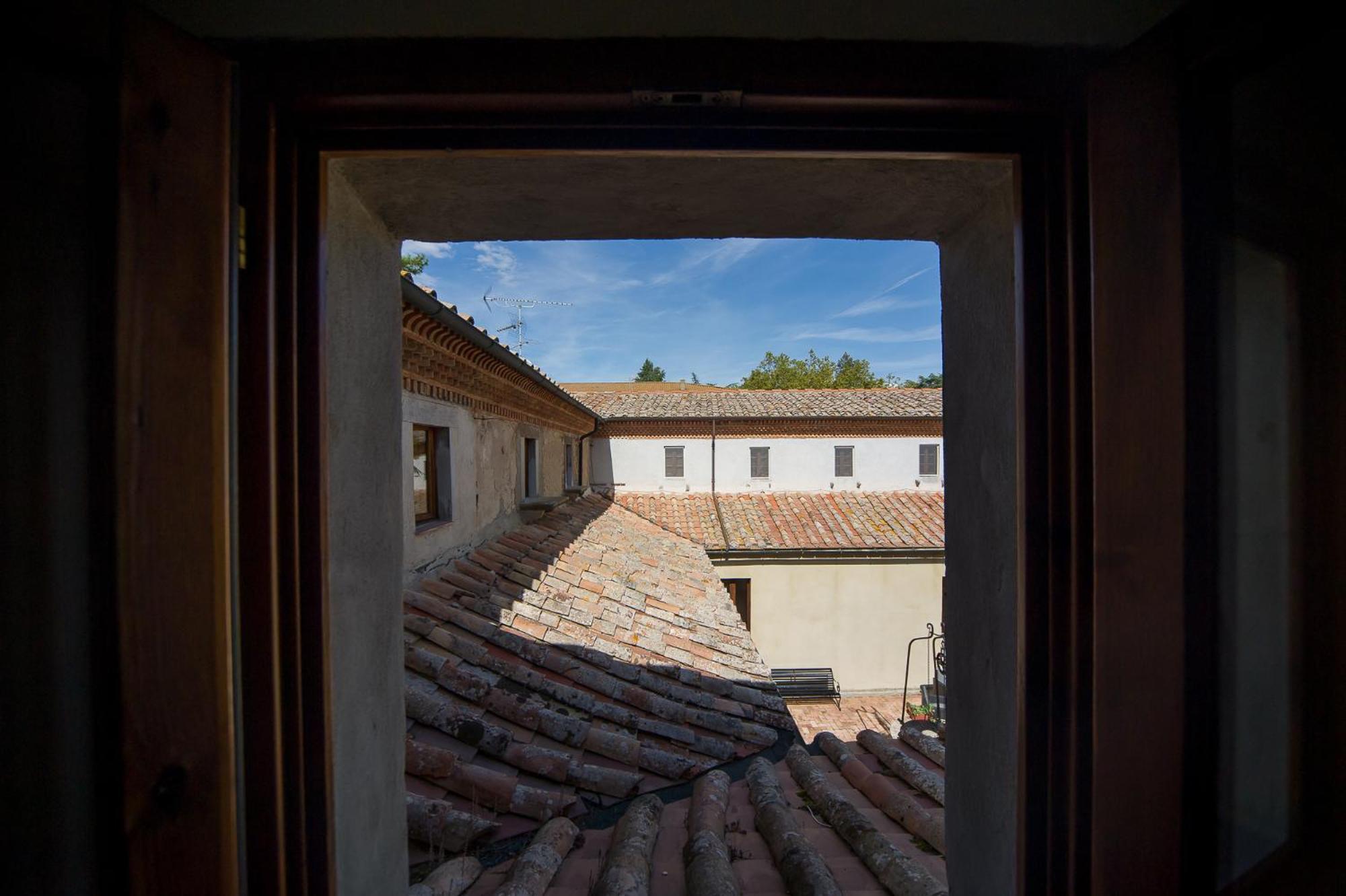 Chiostro Delle Monache Hostel Volterra Bagian luar foto